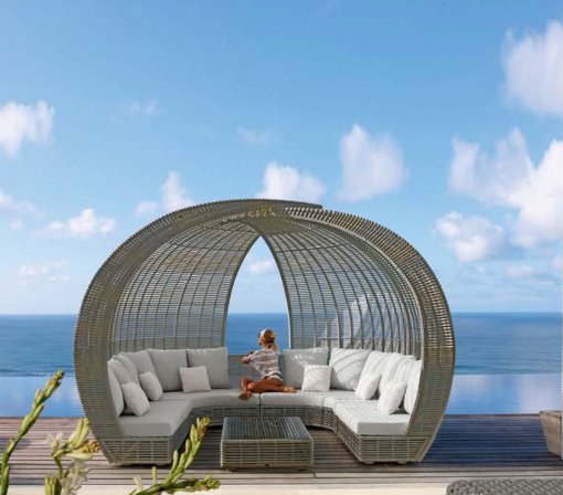 Exquisite Domed Sparta Lounge