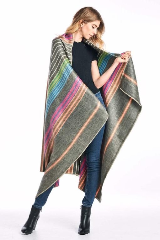 Fireworks Alpaca Throw and Blanket - Image 4