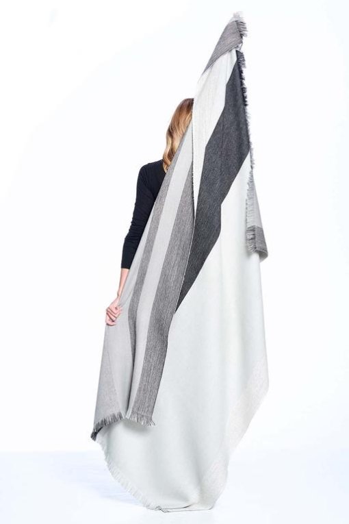 Monochrome Alpaca Throw backside
