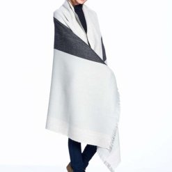 Monochrome Alpaca throw