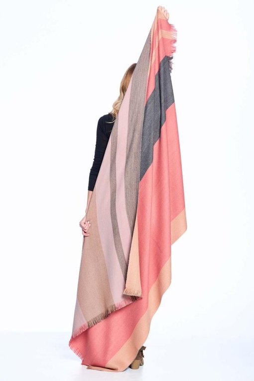 Peach Bloom Alpaca Throw - Reversible - Image 2