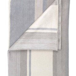 Silver Birch alpaca folded
