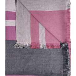 Sangria Alpaca Throw floded