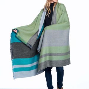 Weeping Willow Alpaca Throw showing back & front