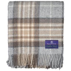 Tartan tweed winter folded