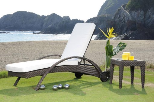 Atlantis chaise lounge lifestyle3