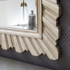 Starlite mirror closeup lifestyle shot