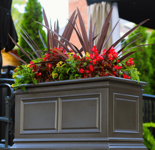 Covington planter in brownstone
