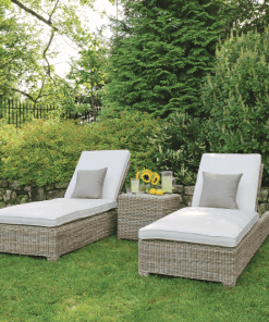 Sag Harbor Chaise lounge lifestyle