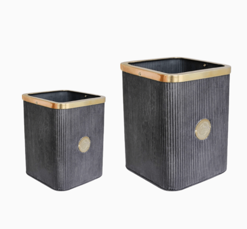 Richmond Outdoor Ribbed Planter small/large sizes