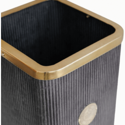 Richmond Outdoor Ribbed Planter closeup