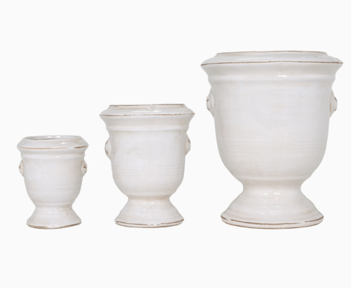 Tuscan planters in a row, backside