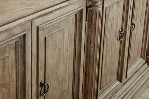 Architrave buffet closeup of cabinet doors