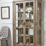 Architrave Display cabinet lifestyle